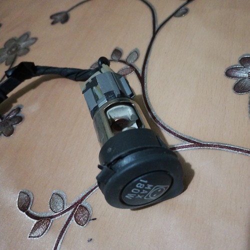 Presa corrente 12v interna - corrente,